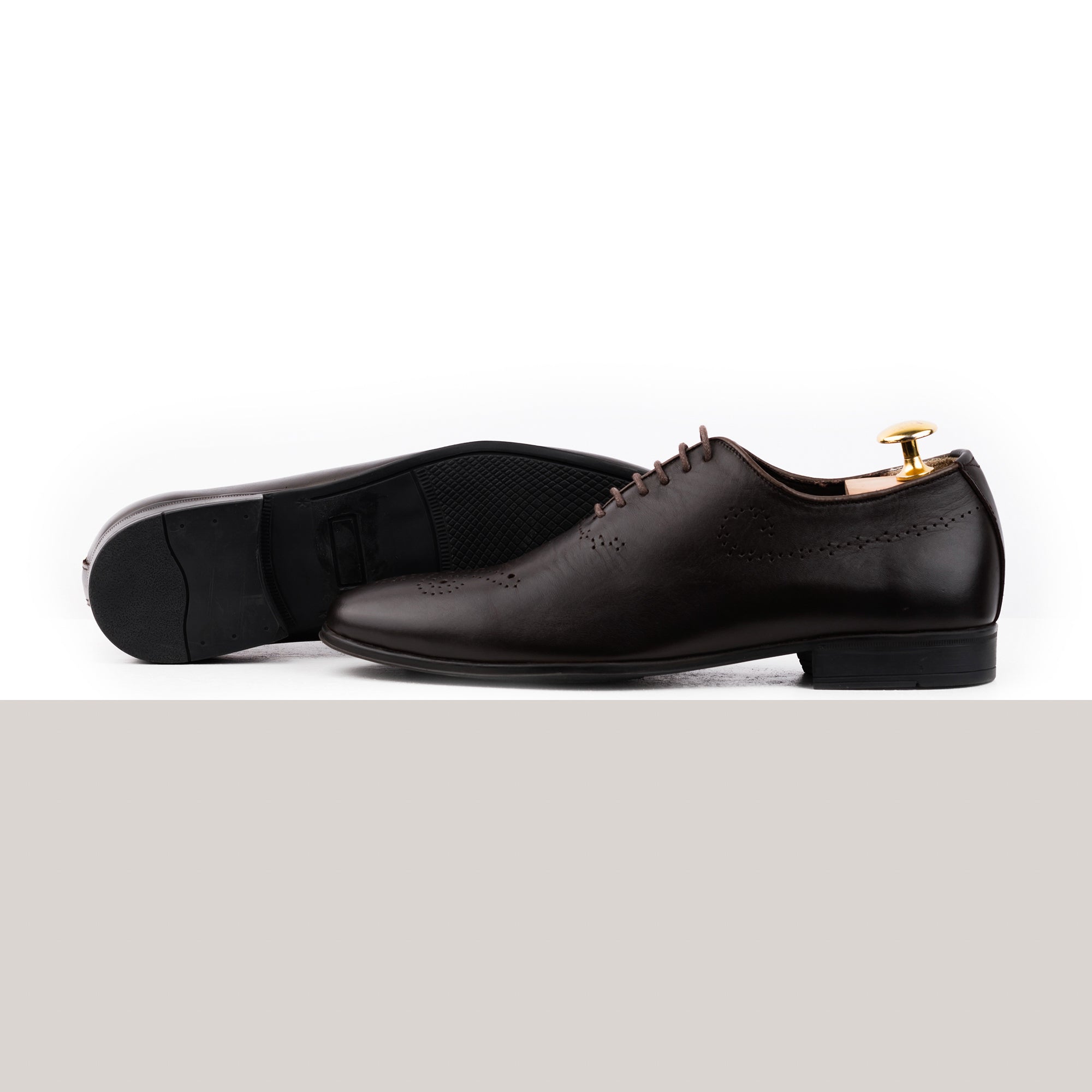 https://cdn.shopify.com/s/files/1/0575/3887/1502/files/7F_5e7ed85f-3b8e-4e16-9a92-53799398517e.jpg?v=1756063459