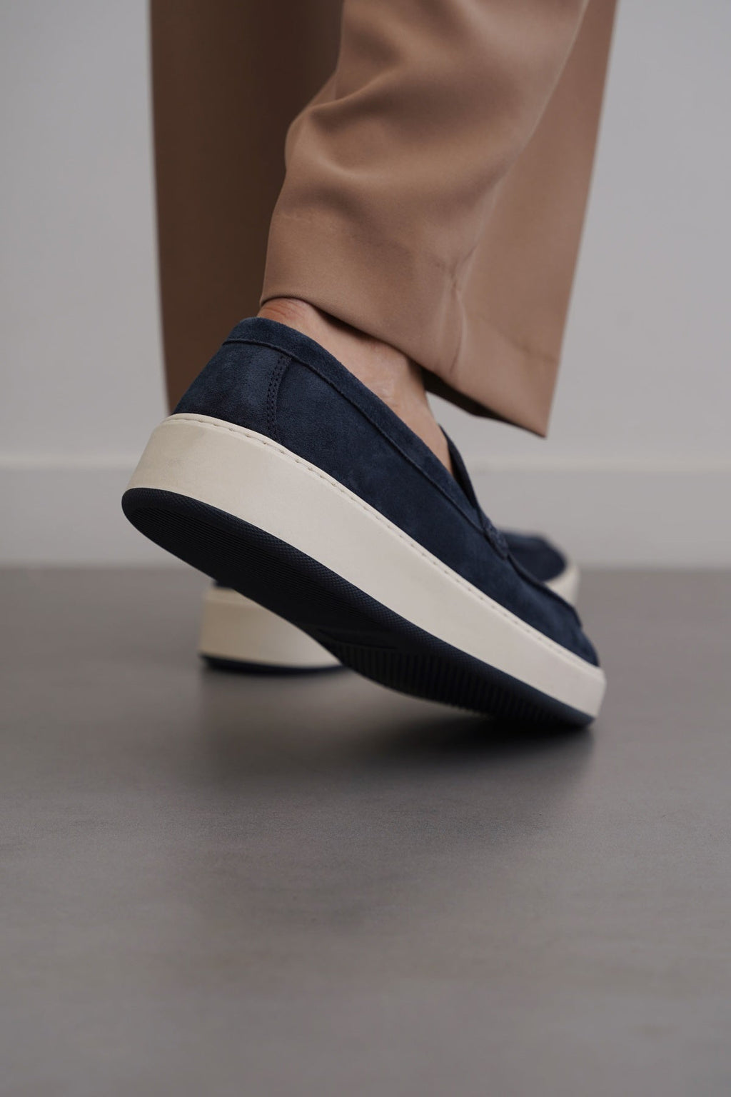 Artigio-02001-SUEDE LEATHER LOAFERS